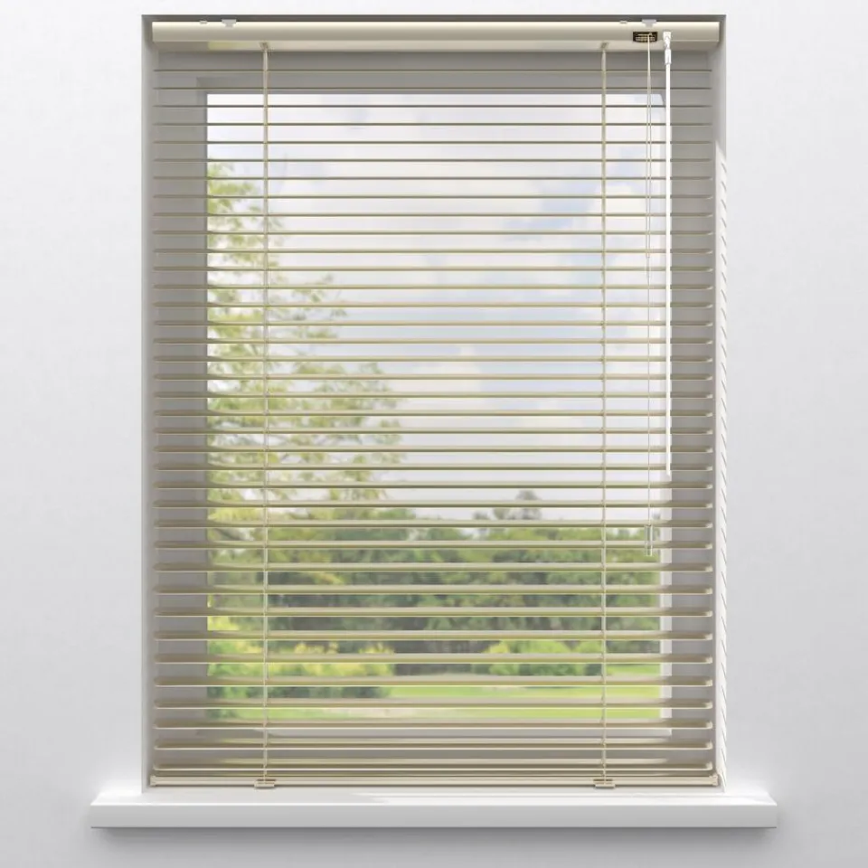 Kwantum Fenstr Aluminium Jaloezie Isis 25mm